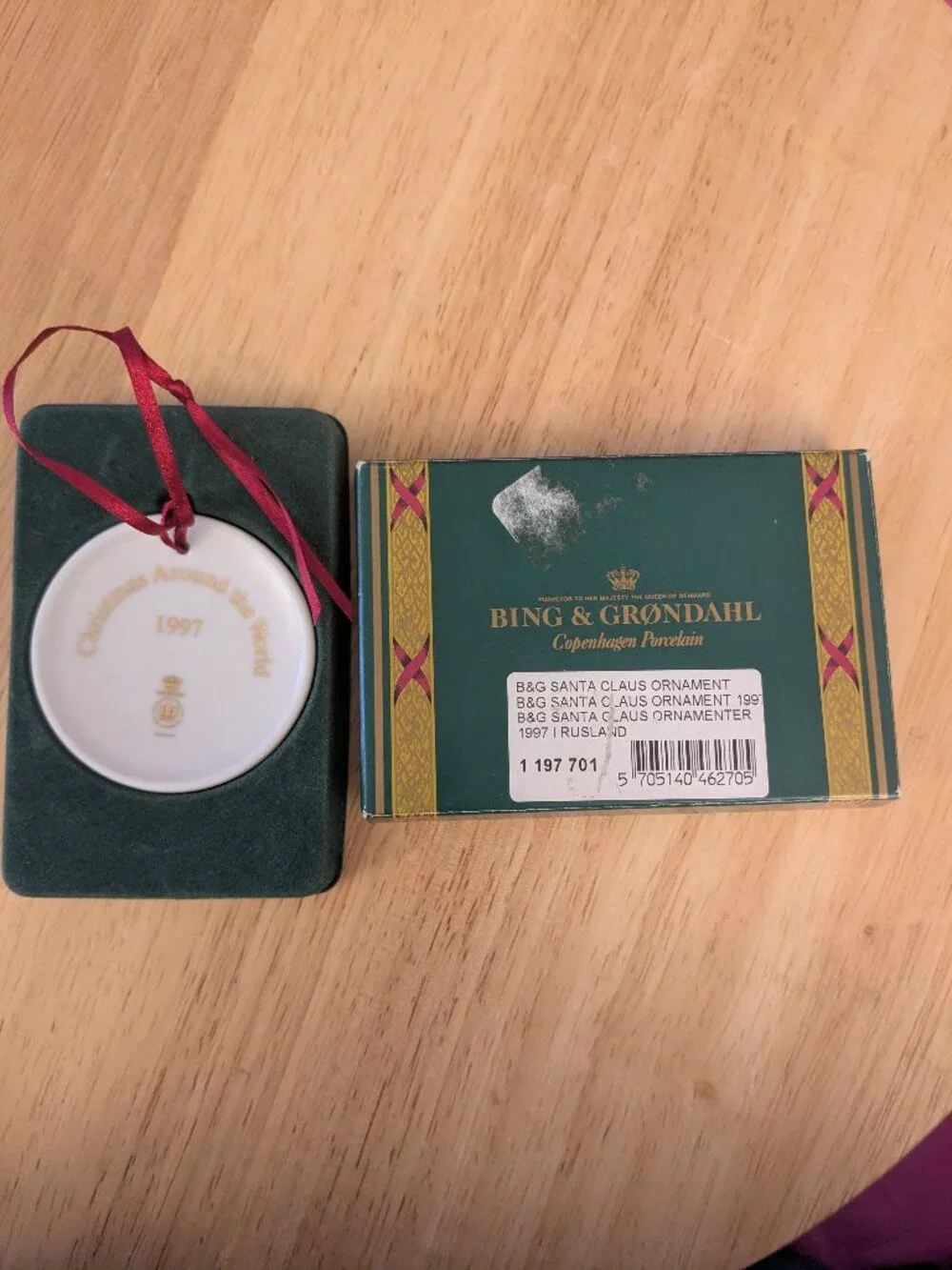 Bing And Grondahl Christmas Around The World Porcelain Christmas Ornament 1997
